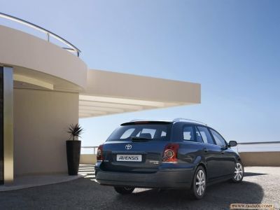 Toyota_Avensis_30_1024x768.jpg
