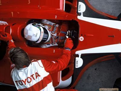 Toyota_F1_01_1024.jpg
