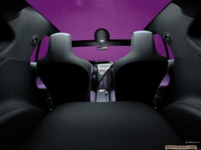 Toyota_iQ_77_1024x768.jpg